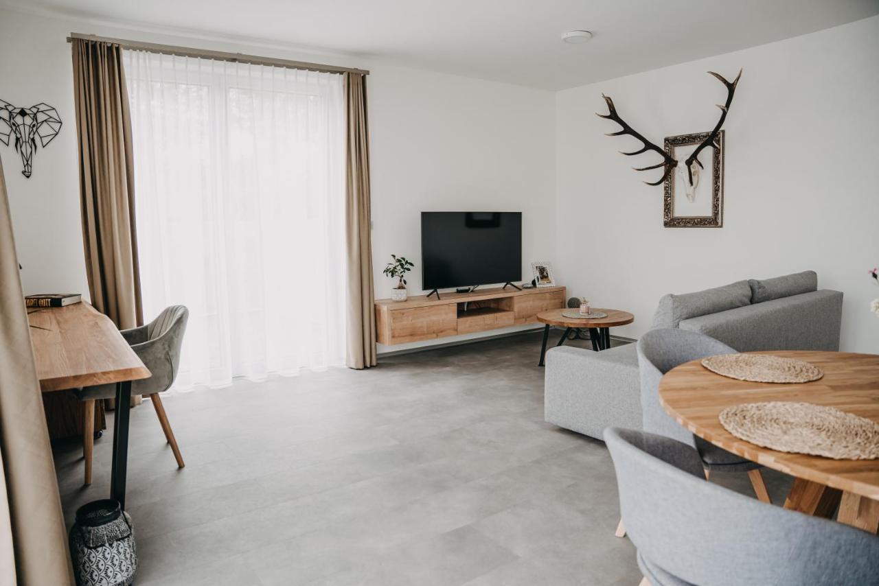 Apartman Usti Hranice  Exterior photo
